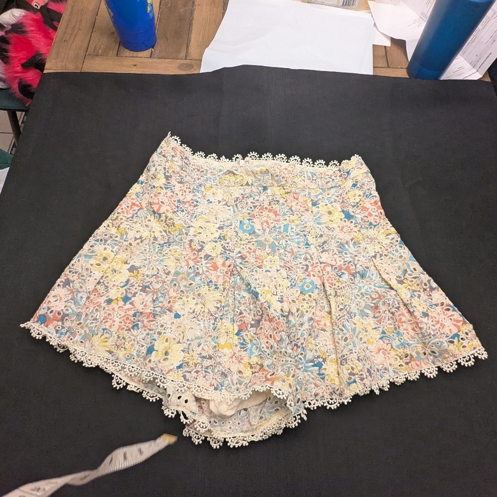 NWOT Lida Kate Floral Shorts